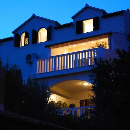 Guest house & Luna