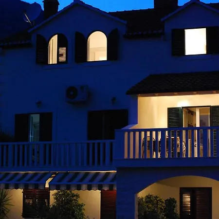 Guest house & Luna Bol