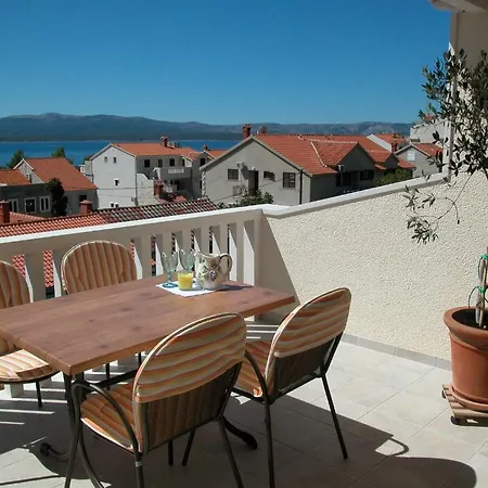 Guest house & Luna 3*