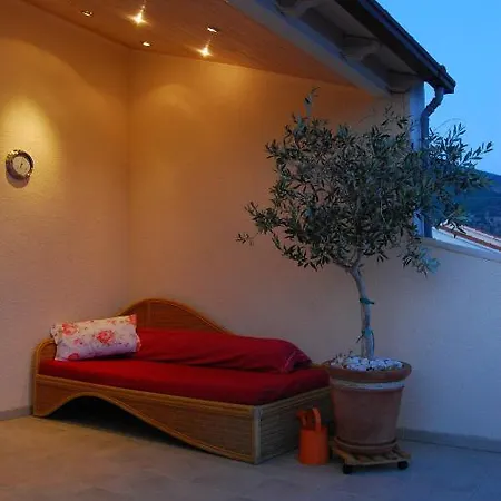 Guest house & Luna Bol
